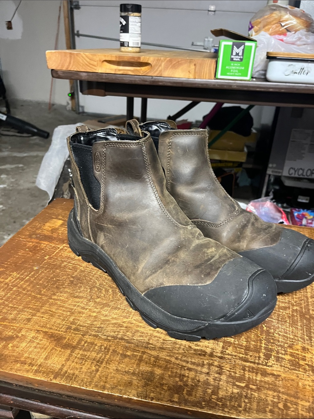 Keen revel IV size 12 Brown Work Chelsea Boots with Black Rubber Toe